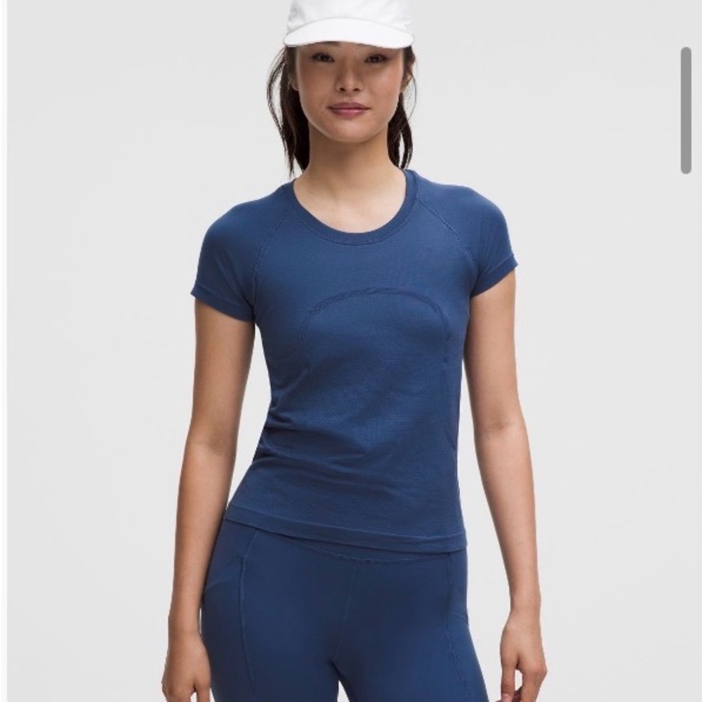 LULULEMON SWIFTLY TECH SHORT-SLEEVE SHIRT 2.0 *WAIST LENGTH